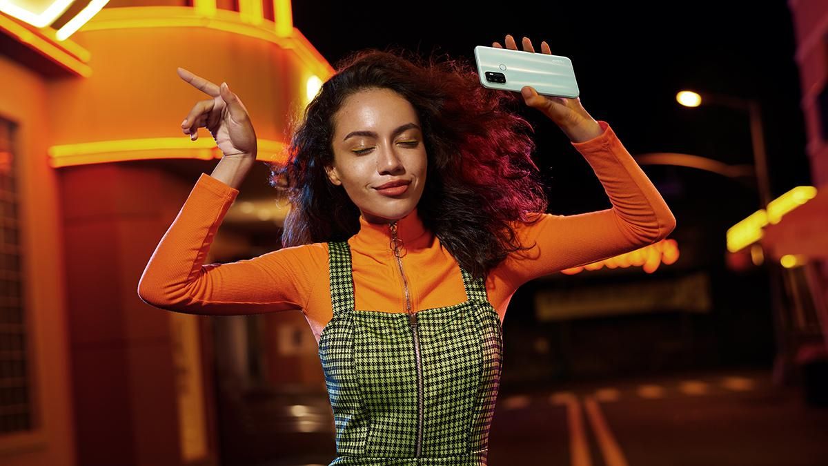 Фото з сайту OPPO Фото з сайту OPPO