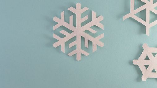 Як зробити сніжинки з паперу своїми руками: ідеї новорічних витинанок – фото