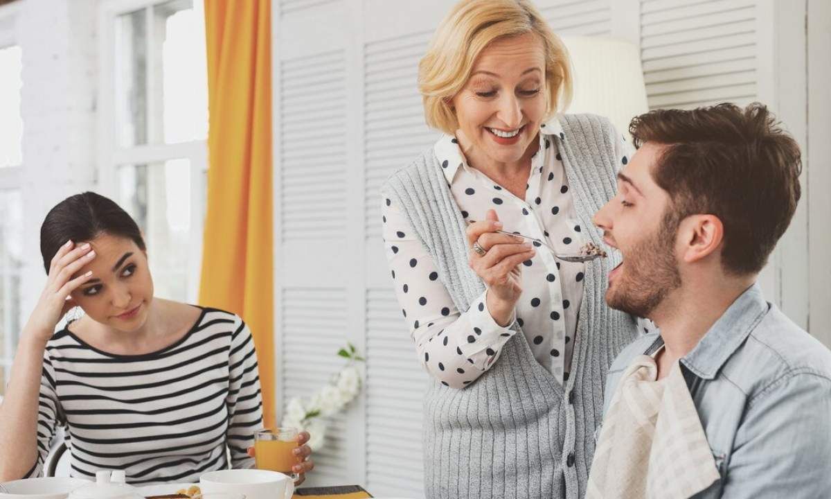 "Догодити" свекрусі можливо "Догодити" свекрусі можливо