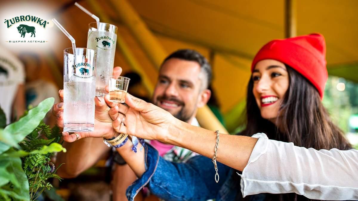 Коктейлі зі зубровкою Коктейлі зі зубровкою