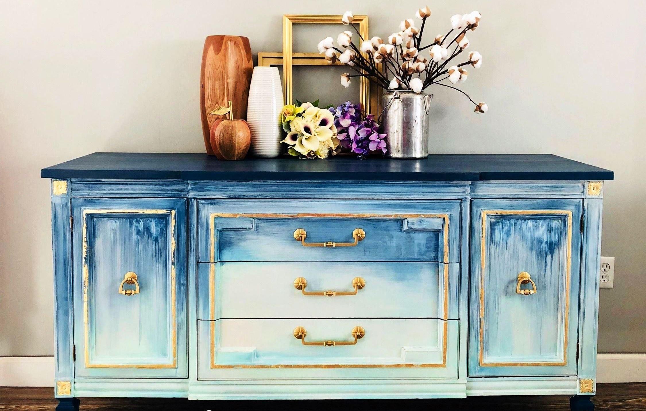 Вишукані реставровані меблі Вишукані реставровані меблі