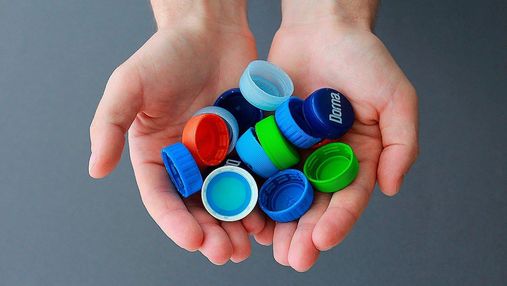 Вторая жизнь пластиковых крышек: 18 оригинальных идей повторного использования