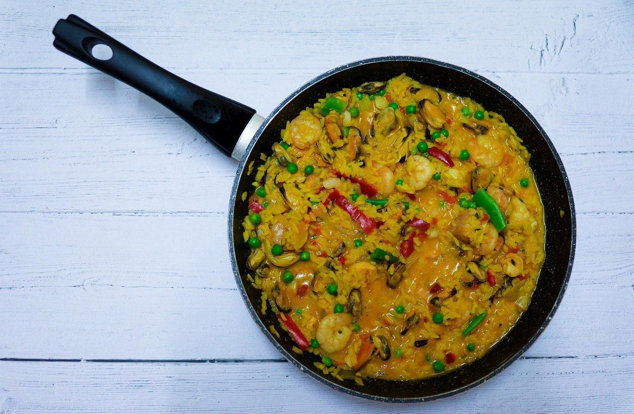 Як правильно розігріти вчорашній рис: хитрощі, які повинен знати кожен Як правильно розігріти вчорашній рис: хитрощі, які повинен знати кожен