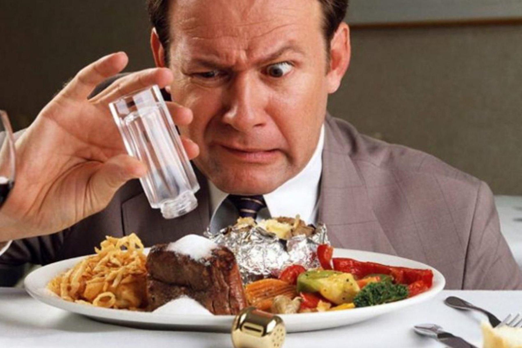 Как спасти пересоленное блюдо: 10 проверенных лайфхаков
Как спасти пересоленное блюдо: 10 проверенных лайфхаков