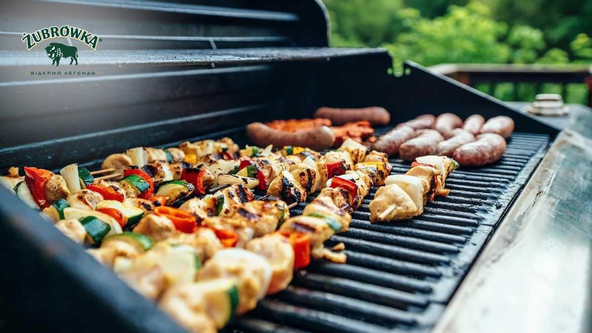 Какие продукты нельзя жарить на гриле Какие продукты нельзя жарить на гриле