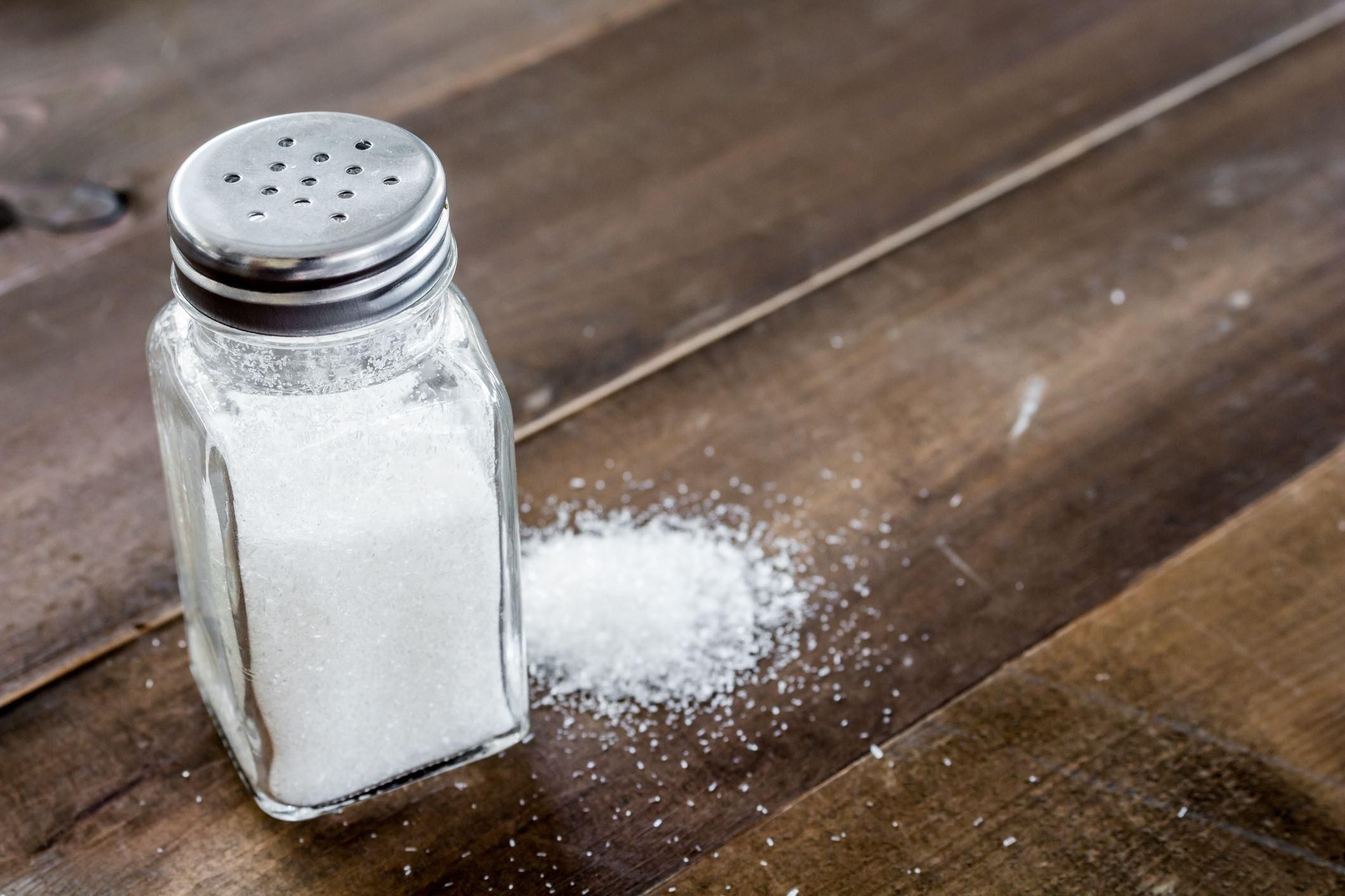 Различные способы использования соли в быту