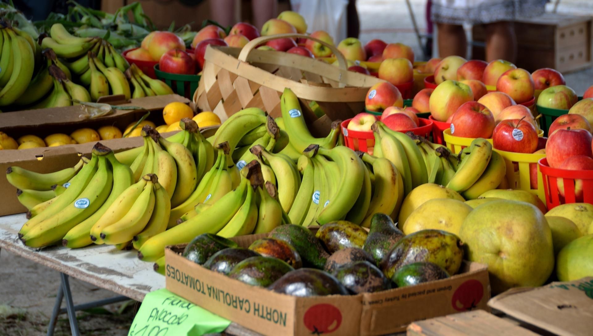 Як правильно обирати фрукти та овочі:  10 порад тим, хто береже своє здоров'я та бюджет