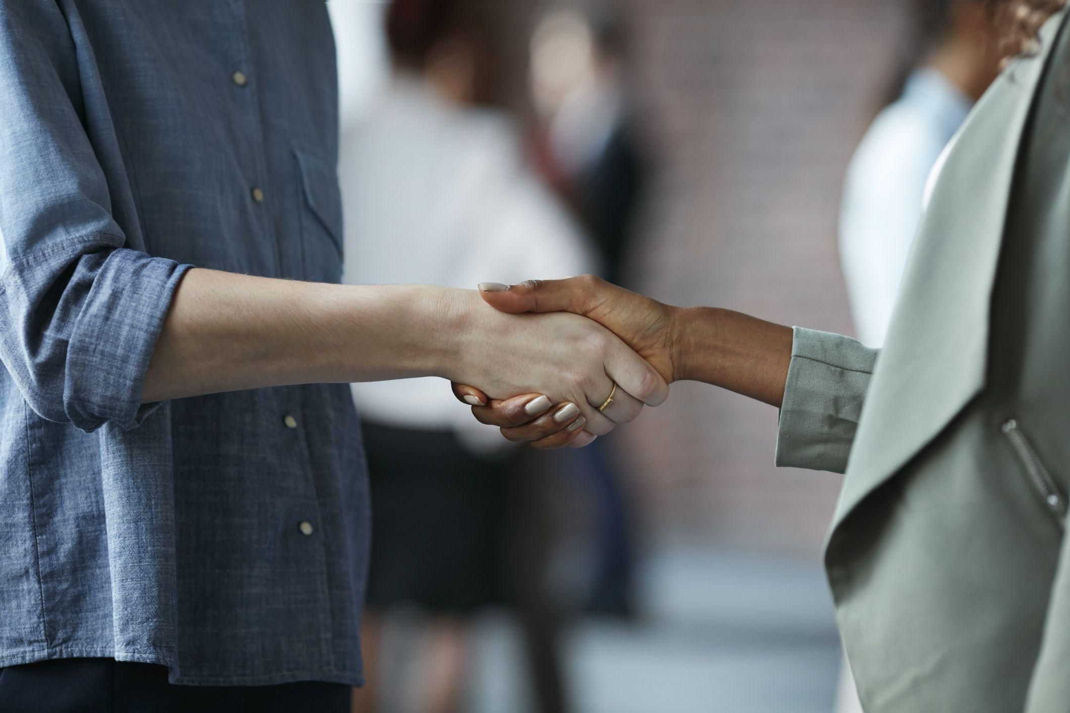 8 главных правил современного этикета, которые должен знать каждый 8 главных правил современного этикета, которые должен знать каждый