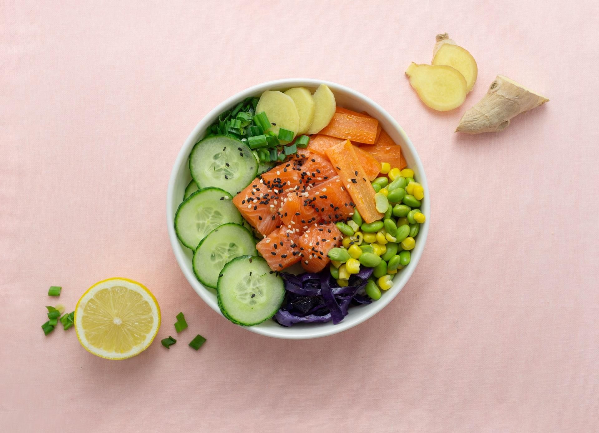 Рецепт салата-боула с тунцом: как приготовьте дома вкусное блюдо