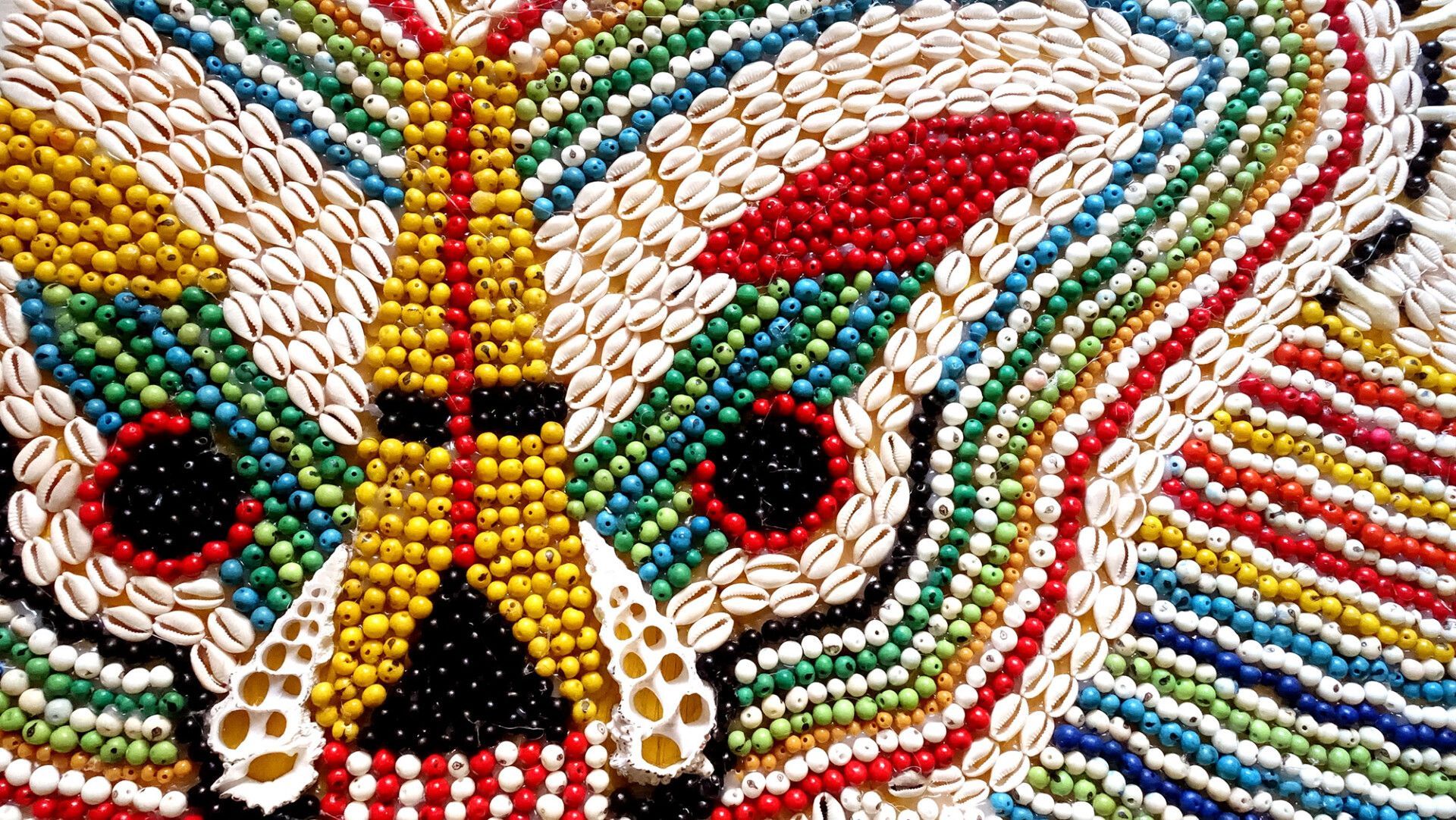 З мушель та міфів: фото неймовірних масок від латинської мисткині - Ідеї З мушель та міфів: фото неймовірних масок від латинської мисткині - Ідеї