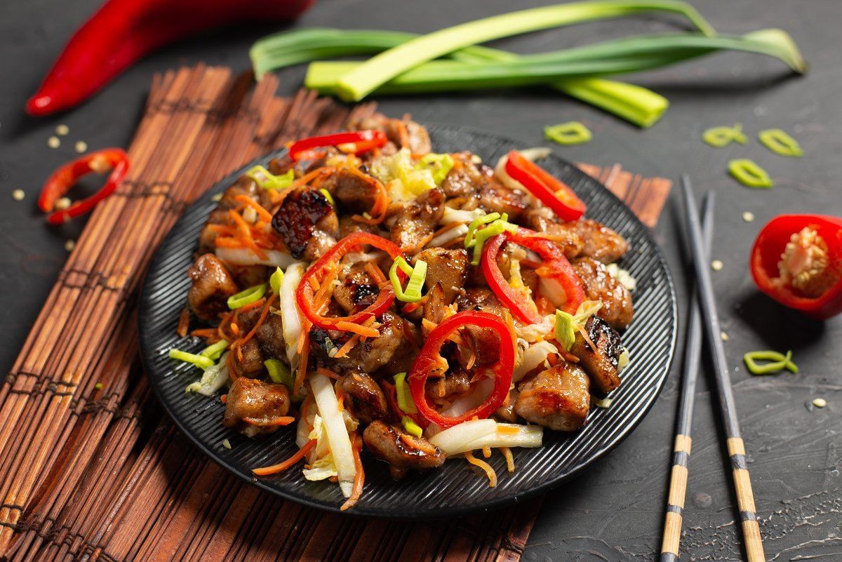 Худніть смачно: дієтичний рецепт теплого салату з курячим філе та овочами - Идеи Худніть смачно: дієтичний рецепт теплого салату з курячим філе та овочами - Идеи