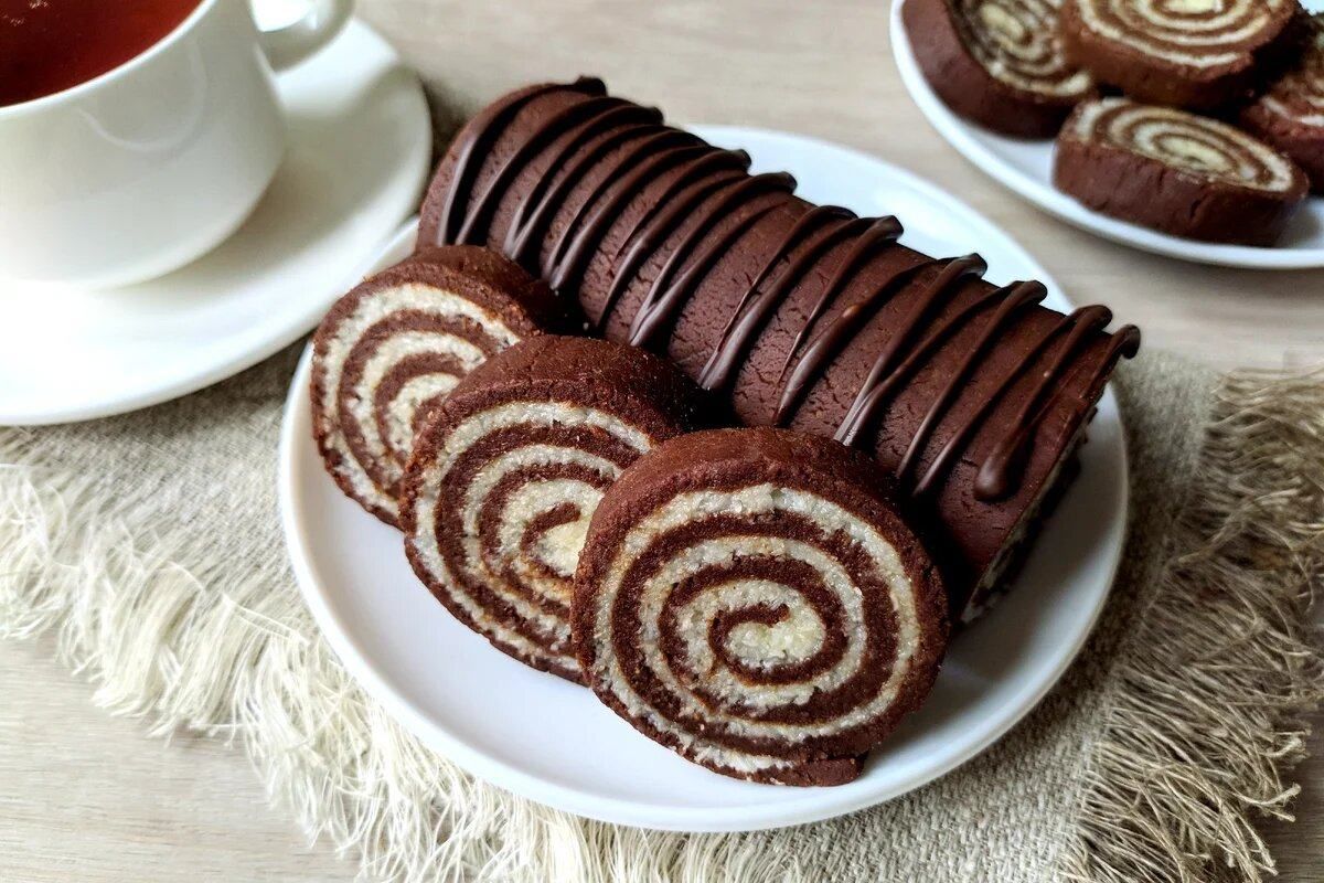 Рулет "Баунти" без выпечки: как приготовить вкусный десерт за 15 минут - Идеи Рулет "Баунти" без выпечки: как приготовить вкусный десерт за 15 минут - Идеи