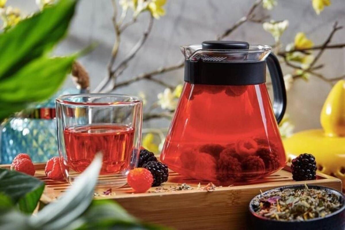 Витаминная бомба: простой рецепт фруктово-ягодного чая с ежевикой - Идеи