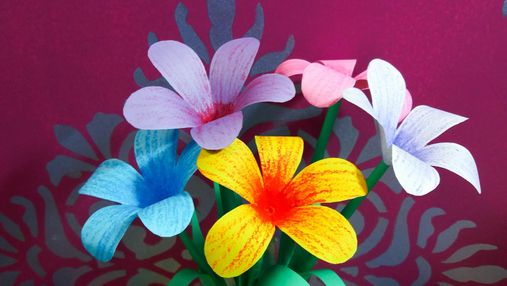 Креативим вместе с детьми: как создать интересные цветы из цветной бумаги