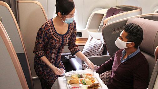 7 правил питания для тех, кто путешествует на самолете