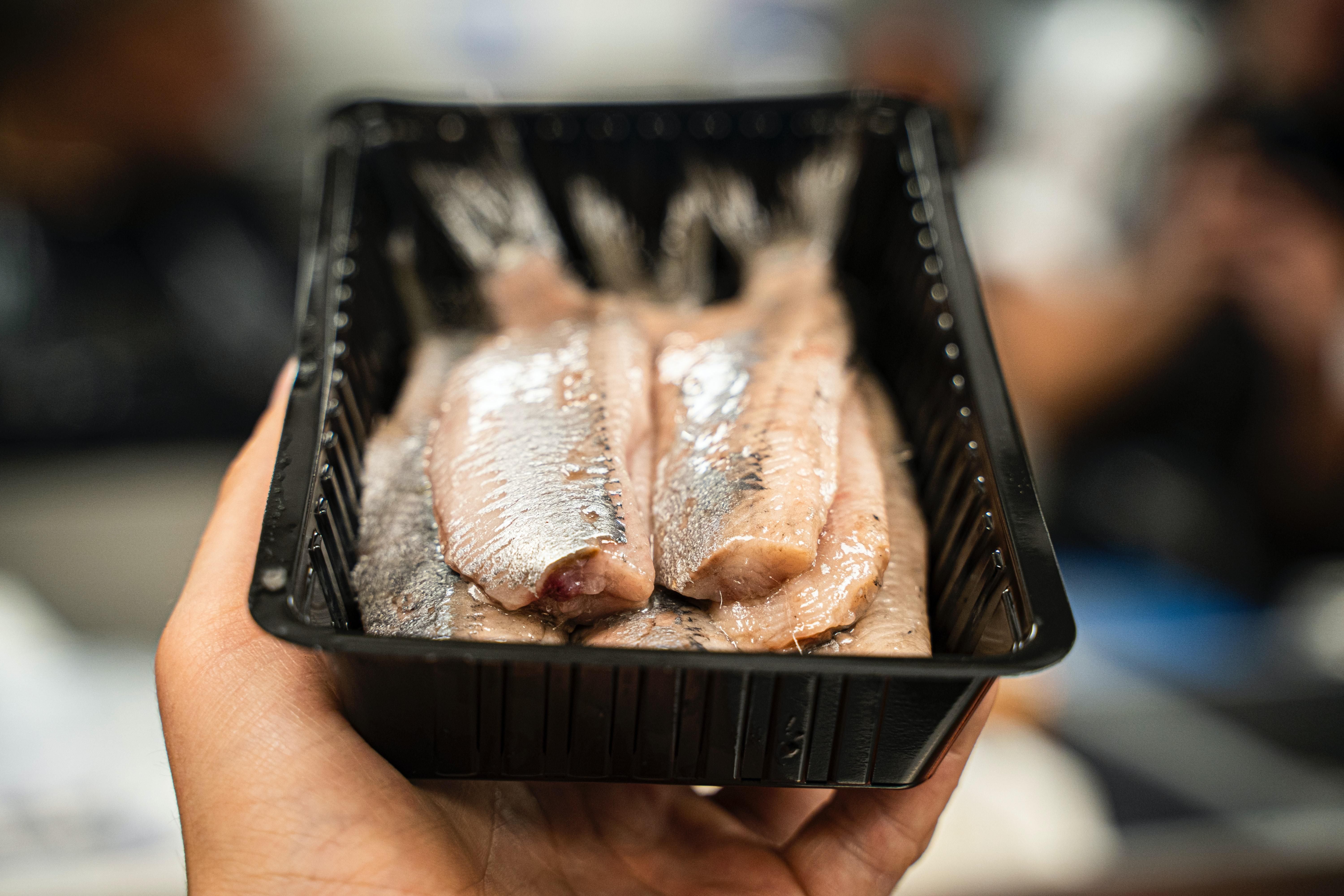 Як правильно очистити оселедець від шкіри та кісток: 3 методи - Ідеї Як правильно очистити оселедець від шкіри та кісток: 3 методи - Ідеї