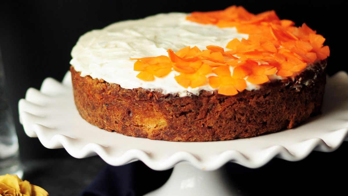 Бюджетный и легкий в приготовлении: рецепт морковного торта для семейного стола - Идеи