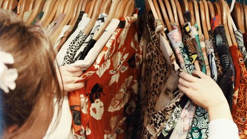 Старая одежда станет новой: 4 совета, как спасти свой гардероб