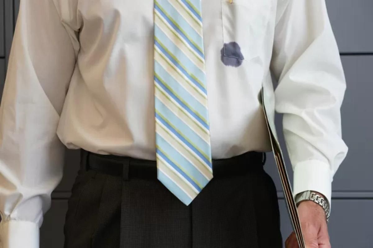 Як відчистити плями від маркера з будь-якої тканини: 5 бюджетних та легких способів - Ідеї Як відчистити плями від маркера з будь-якої тканини: 5 бюджетних та легких способів - Ідеї