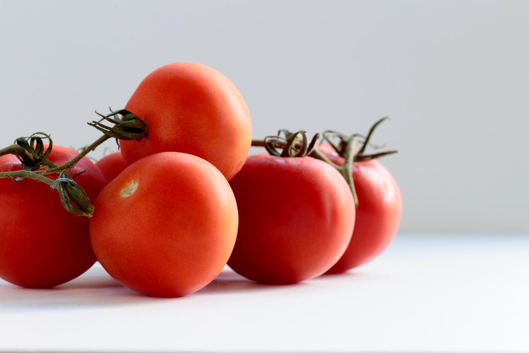 Як легко очистити помідор від шкірки: перевірені лайфхаки - Ідеї