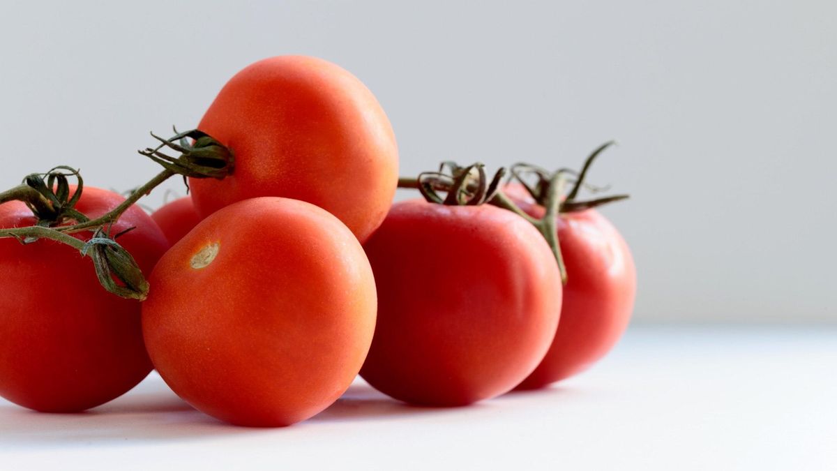 Как легко очистить помидор от кожуры: проверенные лайфхаки - Идеи