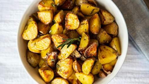 Увесь секрет в оцті: рецепт, який відкриє для вас новий смак запеченої картоплі
